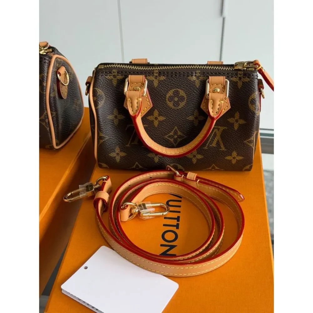 Louis Vuitton Women Pre-Loved Bag Brand New Condition